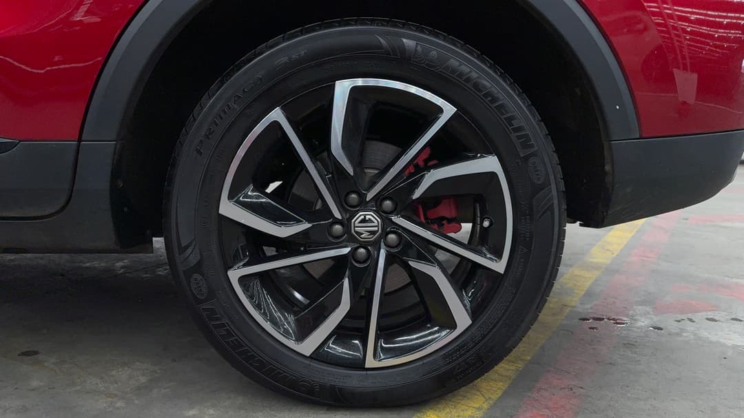 2023 MG Zst Essence, Automatic, 22755 km, Left Rear Wheel