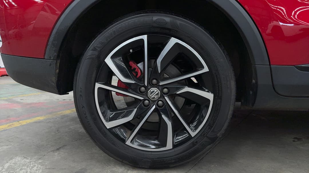 2023 MG Zst Essence, Automatic, 22755 km, Right Rear Wheel