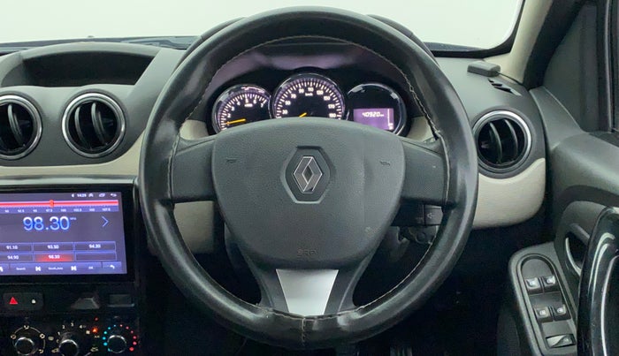 2015 Renault Duster 85 PS RXL PLUS DIESEL, Diesel, Manual, 40,920 km, Steering Wheel Close Up