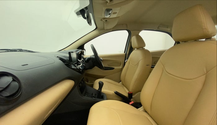 2020 Ford Figo Aspire TITANIUM 1.2 PETROL, Petrol, Manual, 39,240 km, Right Side Front Door Cabin