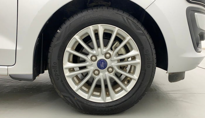 2020 Ford Figo Aspire TITANIUM 1.2 PETROL, Petrol, Manual, 39,240 km, Right Front Wheel