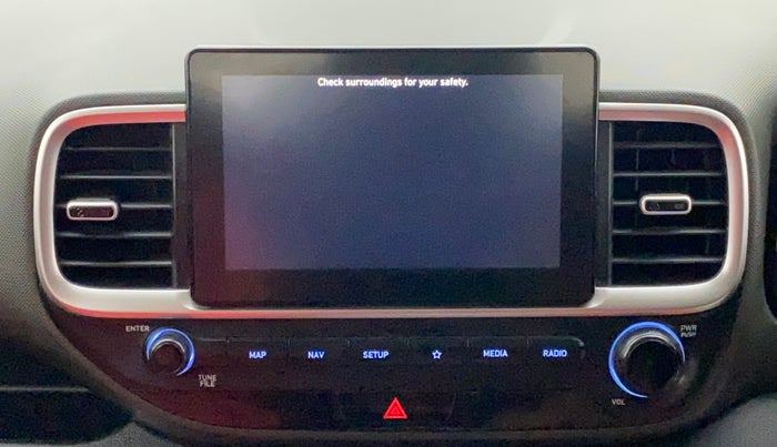 2019 Hyundai VENUE SX PLUS 1.0 TURBO DCT, Petrol, Automatic, 1,17,339 km, Infotainment system - Reverse camera not working