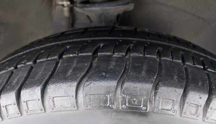 2018 Maruti Alto 800 LXI OPT, Petrol, Manual, 25,847 km, Right Front Tyre Tread