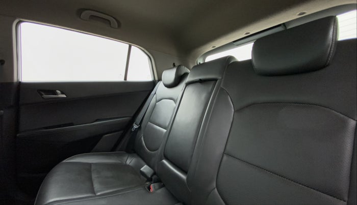 2015 Hyundai Creta 1.6 SX (O) CRDI, Diesel, Manual, 57,105 km, Right Side Rear Door Cabin
