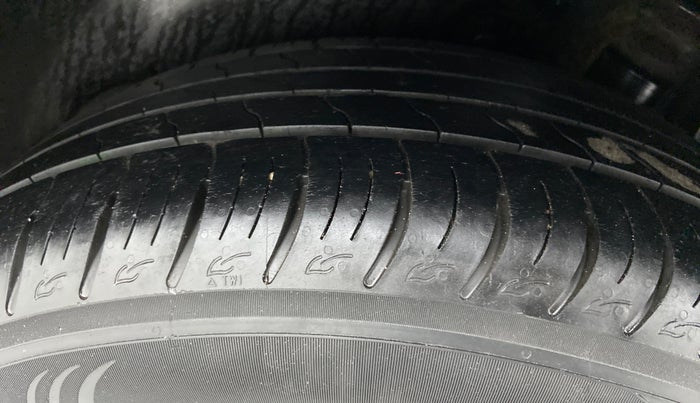 2015 Hyundai Creta 1.6 SX (O) CRDI, Diesel, Manual, 57,105 km, Left Rear Tyre Tread