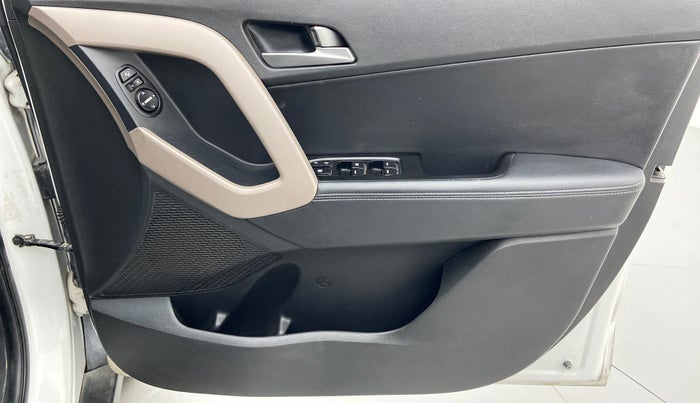 2015 Hyundai Creta 1.6 SX (O) CRDI, Diesel, Manual, 57,105 km, Driver Side Door Panels Control