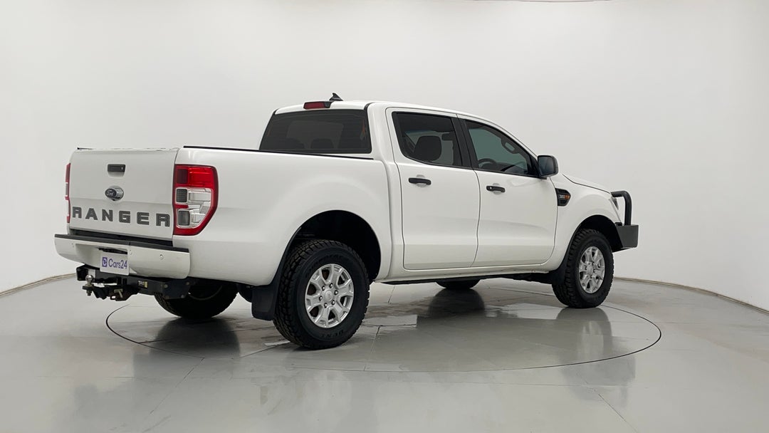 Right Back Diagonal (45- Degree) View