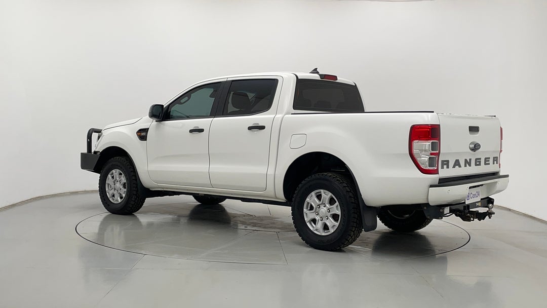 Left Back Diagonal (45- Degree) View