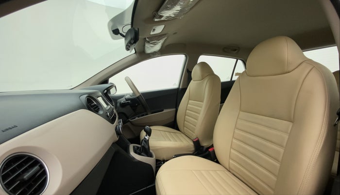 2017 Hyundai Grand i10 SPORTZ 1.2 KAPPA VTVT, Petrol, Manual, 17,119 km, Right Side Front Door Cabin