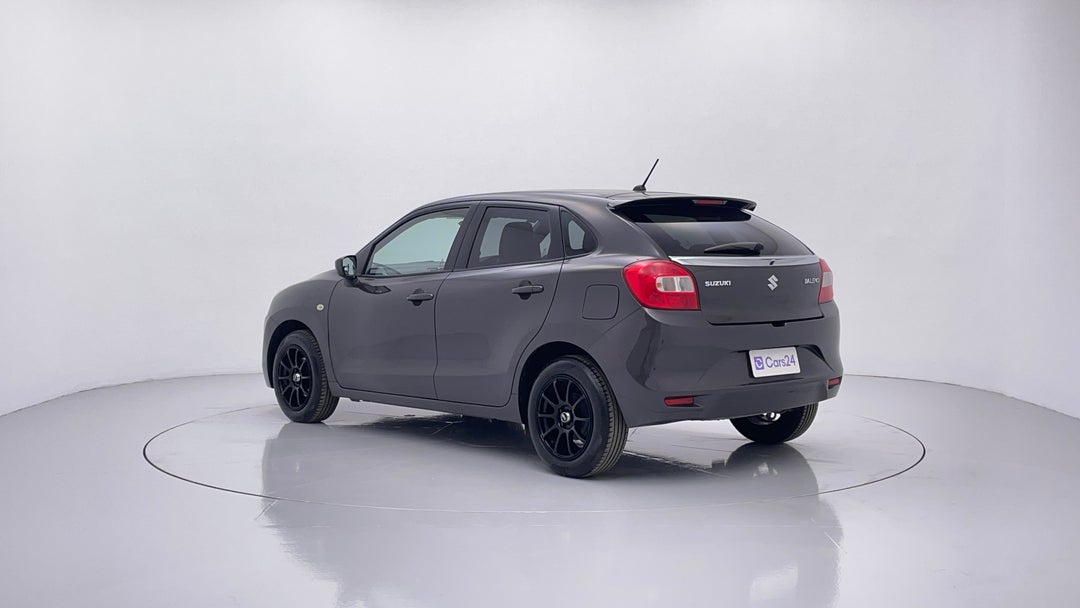 Left Back Diagonal (45- Degree) View