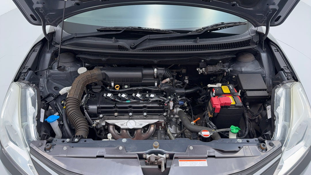 Open Bonnet (Engine)