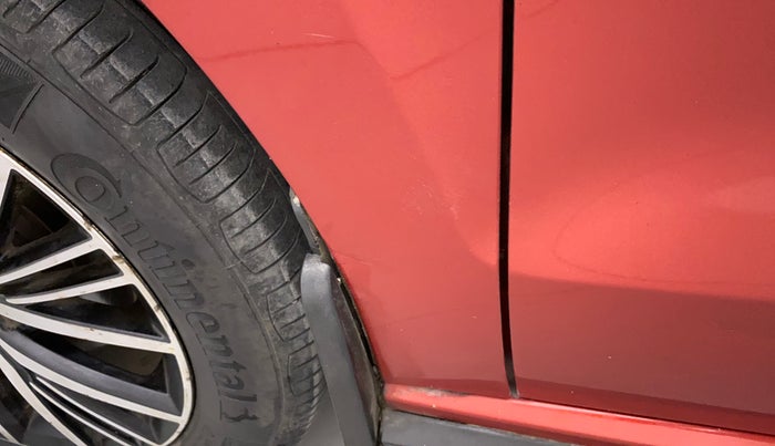 2019 Volkswagen Vento HIGHLINE DIESEL 1.5, Diesel, Manual, 1,17,413 km, Left fender - Slightly dented