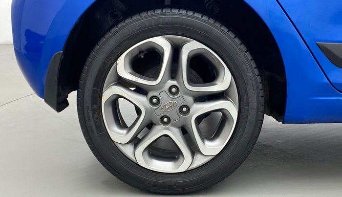 2018 Hyundai Elite i20 ASTA 1.2 (O), Petrol, Manual, 38,455 km, Right Rear Wheel