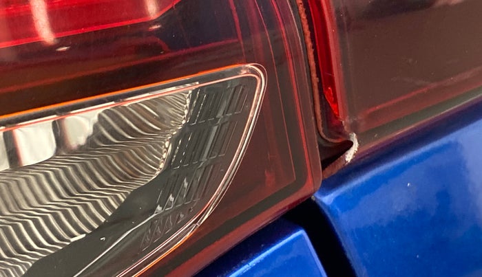 2018 Hyundai Elite i20 ASTA 1.2 (O), Petrol, Manual, 38,455 km, Left tail light - Minor damage
