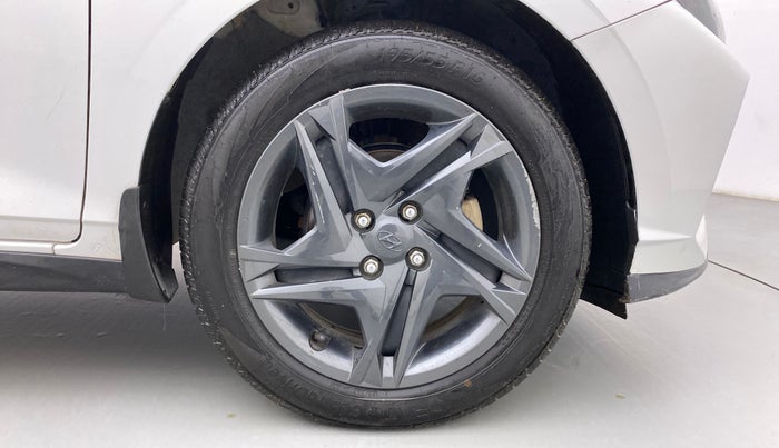2021 Hyundai NEW I20 SPORTZ 1.5 MT, Diesel, Manual, 97,850 km, Right Front Wheel