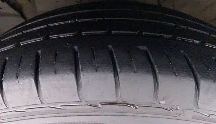 2019 KIA SELTOS GTX + AT PETROL, Petrol, Automatic, 45,890 km, Left Front Tyre Tread