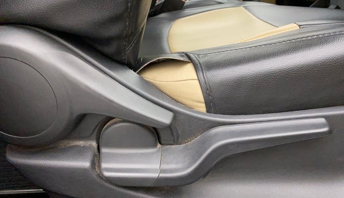 2019 Honda Amaze 1.5L I-DTEC S, Diesel, Manual, 54,084 km, Driver Side Adjustment Panel