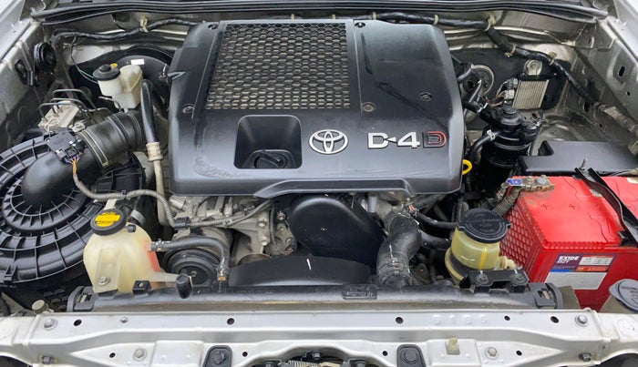 2014 Toyota Fortuner 3.0 AT 4X2, Diesel, Automatic, 1,89,323 km, Open Bonet