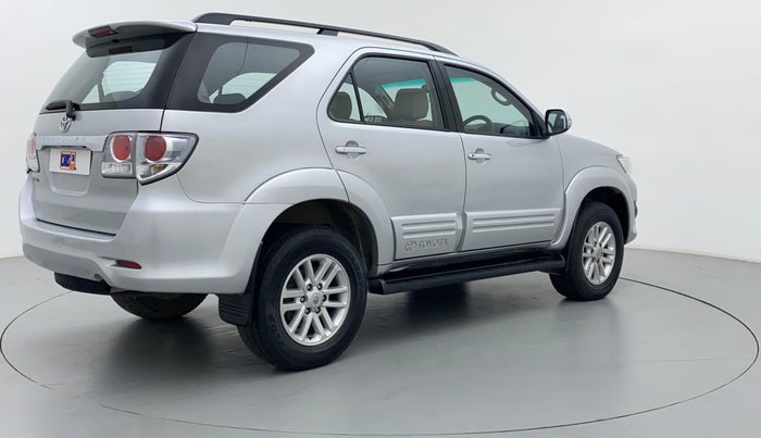 2014 Toyota Fortuner 3.0 AT 4X2, Diesel, Automatic, 1,89,323 km, Right Back Diagonal