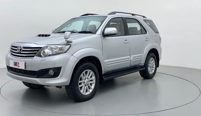 2014 Toyota Fortuner 3.0 AT 4X2, Diesel, Automatic, 1,89,323 km, Left Front Diagonal