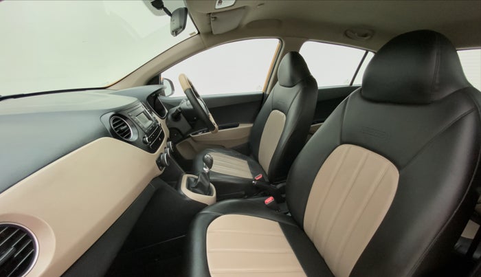 2016 Hyundai Grand i10 SPORTZ 1.2 KAPPA VTVT, Petrol, Manual, 97,837 km, Right Side Front Door Cabin