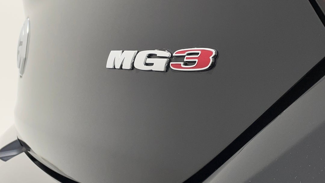 Badge (Boot Right Side)