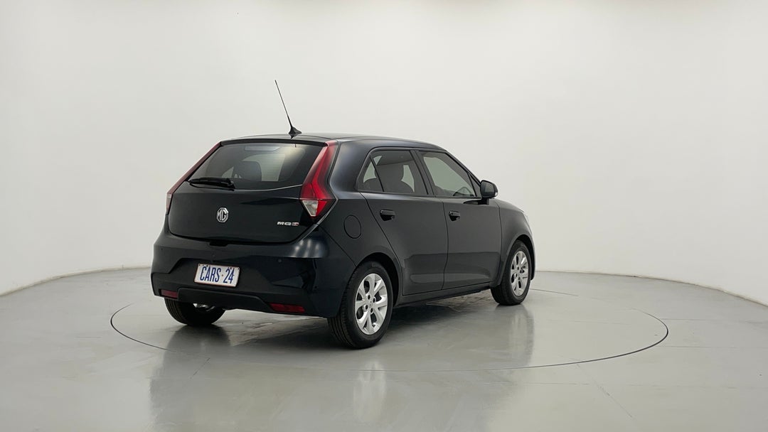 Right Back Diagonal (45- Degree) View