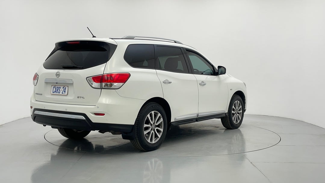 2014 Nissan Pathfinder St-l (4x2), Automatic, 103428 km, Right Back Diagonal (45- Degree) View