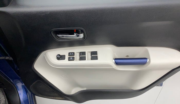 2020 Maruti IGNIS DELTA 1.2, Petrol, Manual, 40,358 km, Driver Side Door Panels Control