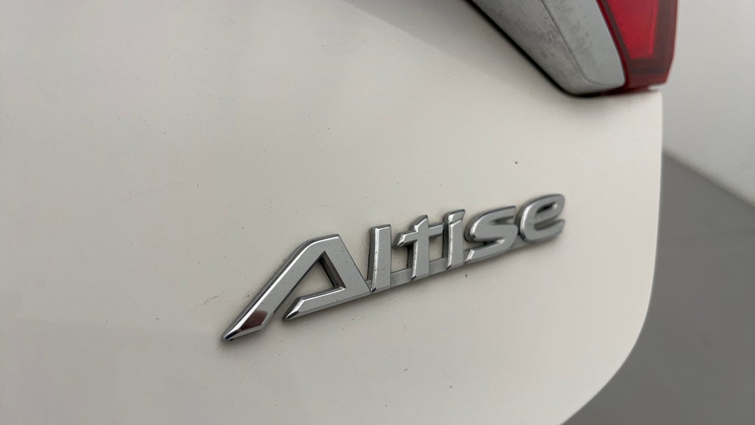 2017 Toyota Camry Altise, Automatic, 67610 km, Badge (Boot Right Side)