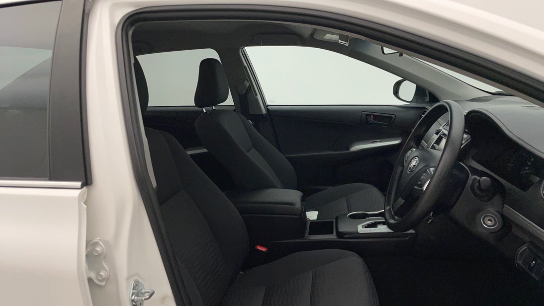 2017 Toyota Camry Altise, Automatic, 67610 km, Right Side Front Door Cabin View