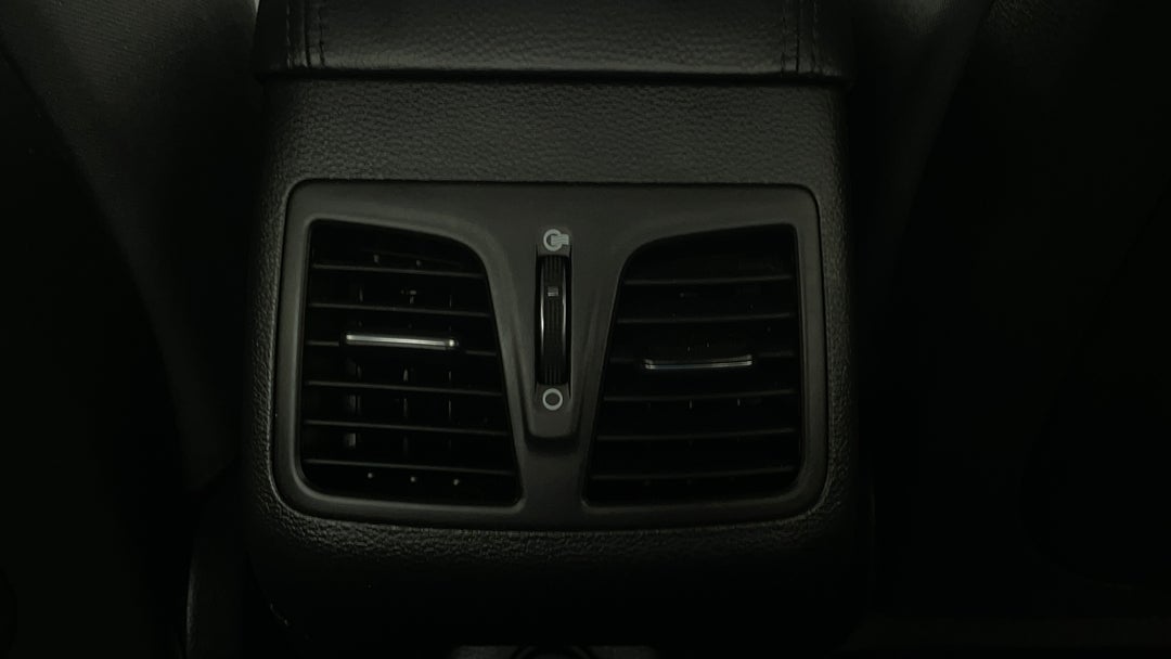 Rear A/C Vent