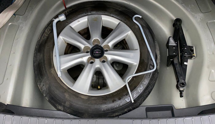 2012 Toyota Corolla Altis G DIESEL, Diesel, Manual, 96,426 km, Spare Tyre