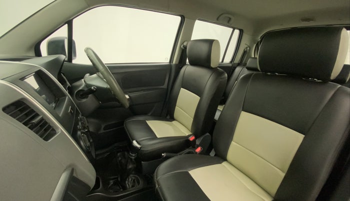 2012 Maruti Wagon R 1.0 VXI, Petrol, Manual, 42,425 km, Right Side Front Door Cabin