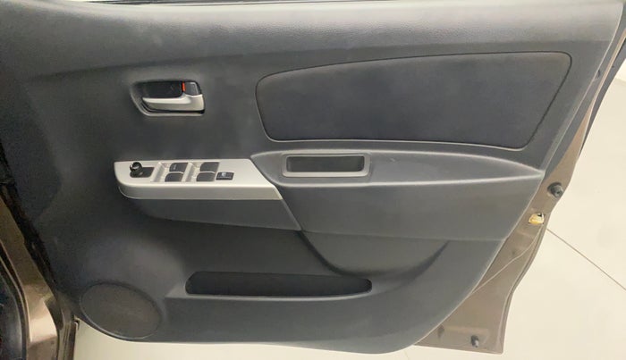 2012 Maruti Wagon R 1.0 VXI, Petrol, Manual, 42,425 km, Driver Side Door Panels Control