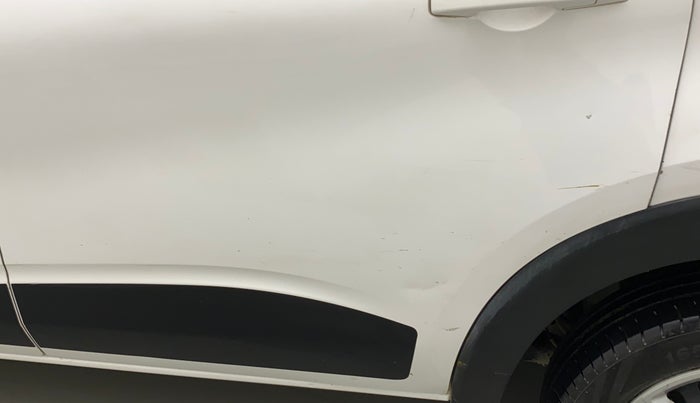 2019 Renault TRIBER RXT, Petrol, Manual, 1,02,395 km, Rear left door - Minor scratches