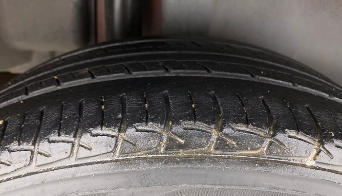 2019 Maruti Ciaz DELTA DIESEL 1.5, Diesel, Manual, 83,853 km, Right Rear Tyre Tread