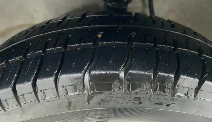 2018 Maruti Alto 800 LXI, Petrol, Manual, 6,909 km, Left Front Tyre Tread