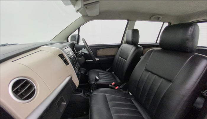 2015 Maruti Wagon R 1.0 VXI, Petrol, Manual, 57,232 km, Right Side Front Door Cabin