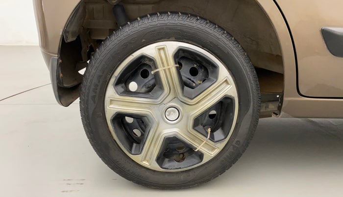 2015 Maruti Wagon R 1.0 VXI, Petrol, Manual, 57,232 km, Right Rear Wheel