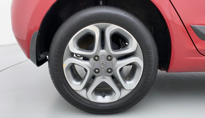 2019 Hyundai Elite i20 1.2  ASTA (O) CVT, Petrol, Automatic, 1,375 km, Right Rear Wheel