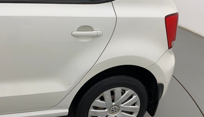 2014 Volkswagen Polo COMFORTLINE 1.2L, Petrol, Manual, 1,17,281 km, Left quarter panel - Minor scratches