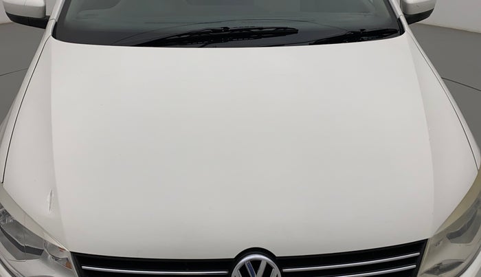 2014 Volkswagen Polo COMFORTLINE 1.2L, Petrol, Manual, 1,17,281 km, Bonnet (hood) - Paint has minor damage