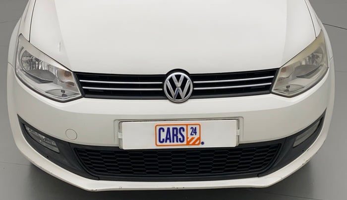 2014 Volkswagen Polo COMFORTLINE 1.2L, Petrol, Manual, 1,17,281 km, Front bumper - Paint has minor damage