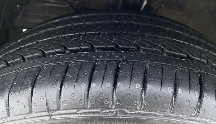 2018 Maruti Baleno ZETA 1.2 K12, Petrol, Manual, 78,389 km, Left Front Tyre Tread