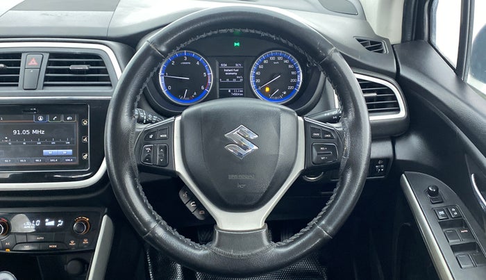 2015 Maruti S Cross ZETA 1.3, Diesel, Manual, 74,698 km, Steering Wheel Close Up