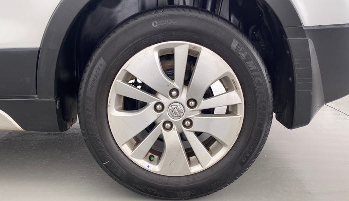 2015 Maruti S Cross ZETA 1.3, Diesel, Manual, 74,698 km, Left Rear Wheel