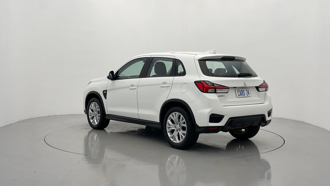 Left Back Diagonal (45- Degree) View