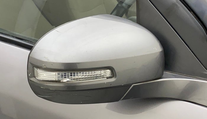 2012 Maruti Swift Dzire VXI, Petrol, Manual, 61,878 km, Right rear-view mirror - Minor scratches