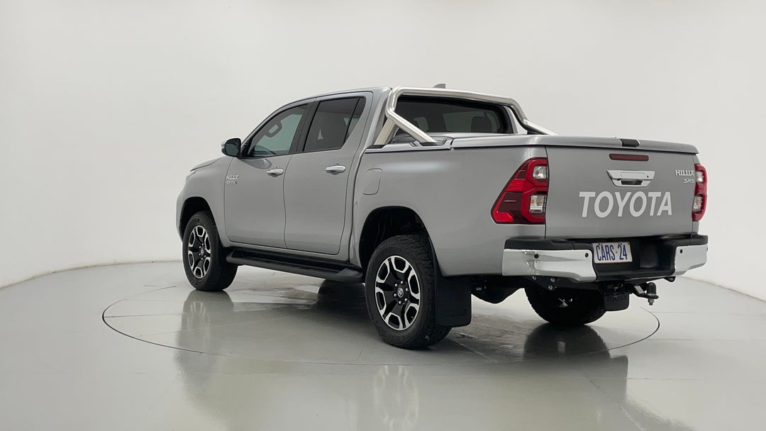 Left Back Diagonal (45- Degree) View